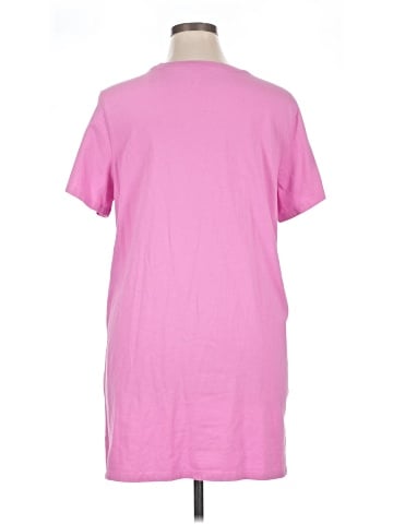 Old Navy Short Sleeve T-Shirt (view 2)