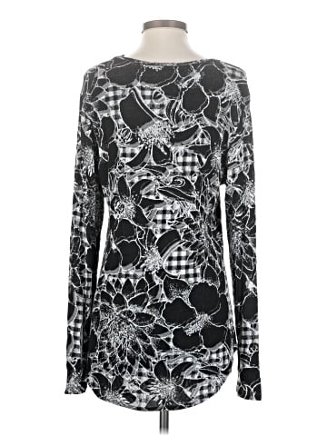 Tianello Long Sleeve T-Shirt (view 2)