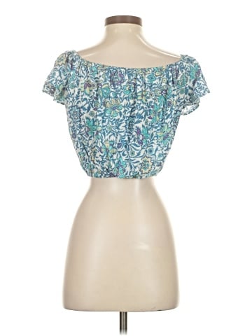 Walker & Wade Short Sleeve Blouse (view 2)