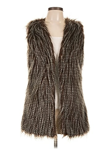 Me Jane Faux Fur Vest (view 1)