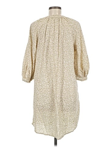 Old Navy Casual Dress (view 2)