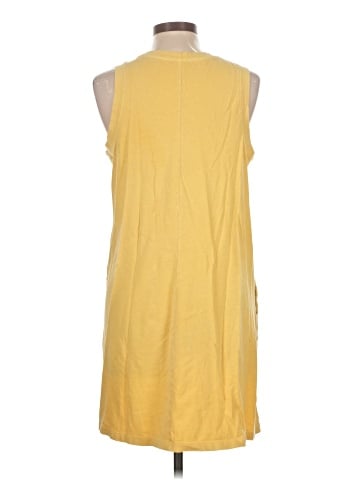 Old Navy Casual Dress (view 2)