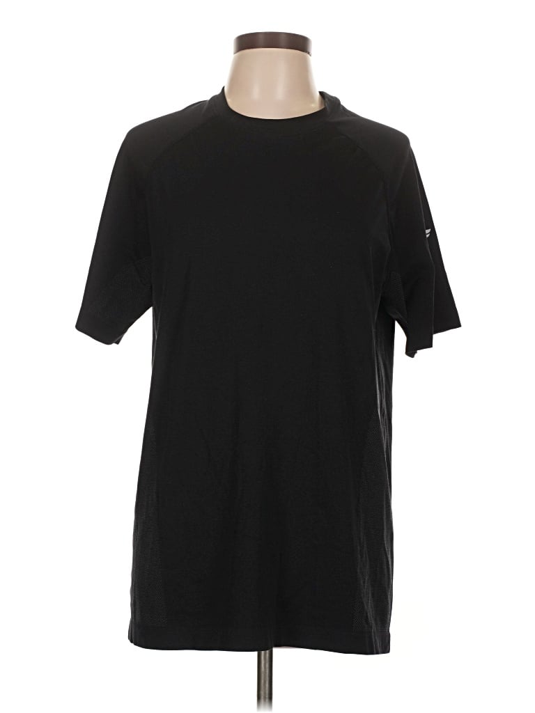 Pre-owned Fabletics Active T-shirt In Black