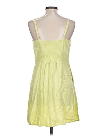 Old Navy Casual Dress (view 2)
