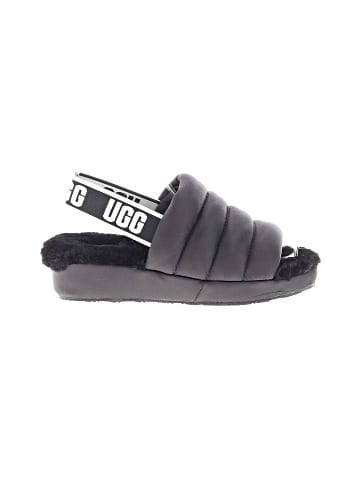 Ugg Flats (view 1)