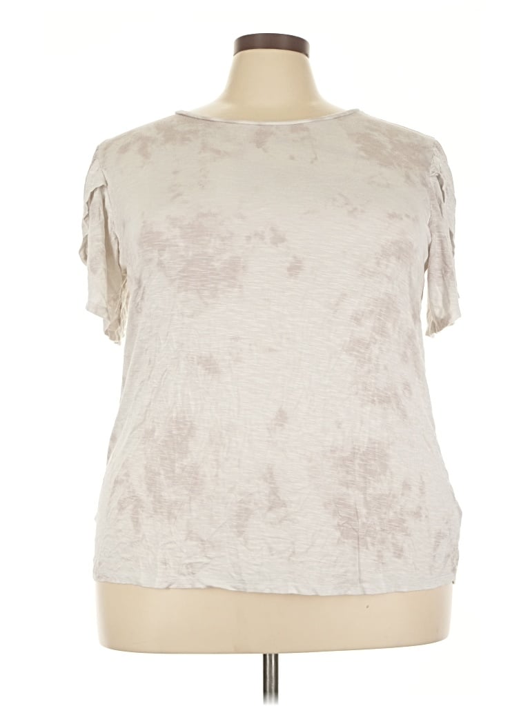 Pre-owned Lularoe Short Sleeve T-shirt In Ivory