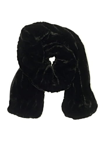 Donna Salyers' Fabulous Furs Scarf (view 1)