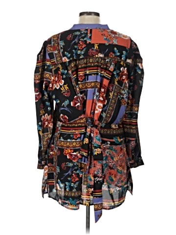 Tolani Long Sleeve Blouse (view 2)