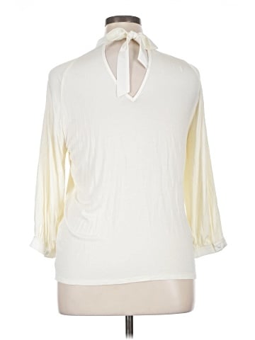 ModCloth 3/4 Sleeve Top (view 2)
