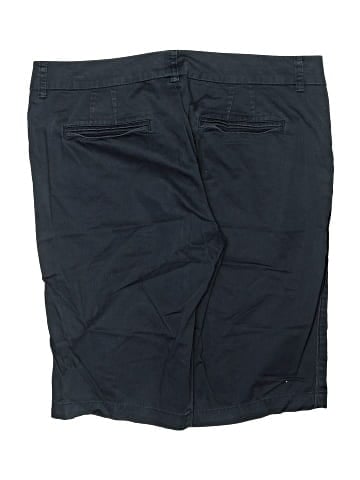 Vince. Cargo Shorts (view 2)