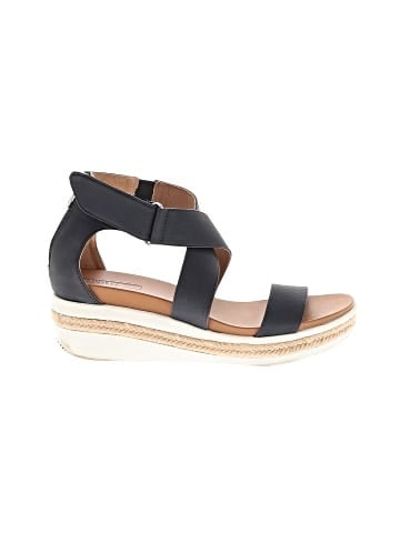 Adrienne Vittadini Wedges (view 1)