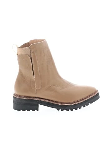 Kaanas Ankle Boots (view 1)