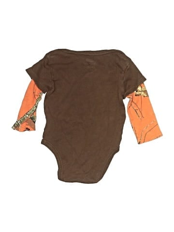 Mossy Oak Long Sleeve Onesie (view 2)