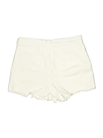 Gap Shorts (view 2)