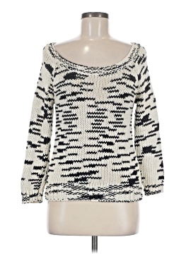 American Eagle Outfitters Pullover Sweater (view 1)