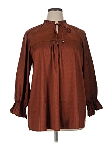 Entro 3/4 Sleeve Blouse (view 1)