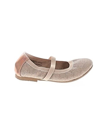Olive & Edie Flats (view 1)