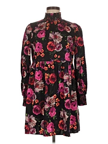 Alice + Olivia Casual Dress (view 1)