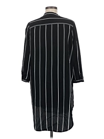 Romeo & Juliet Couture 3/4 Sleeve Blouse (view 2)
