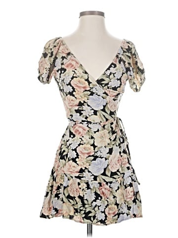 American Eagle Outfitters Cocktail Dress (view 1)