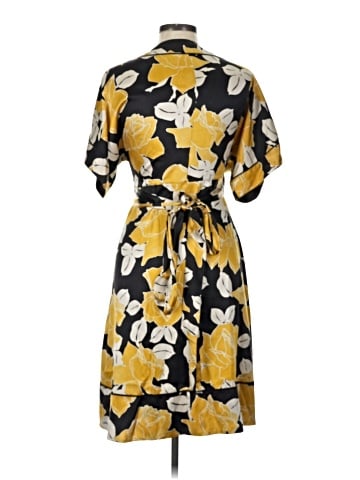 Banana Republic Casual Dress (view 2)