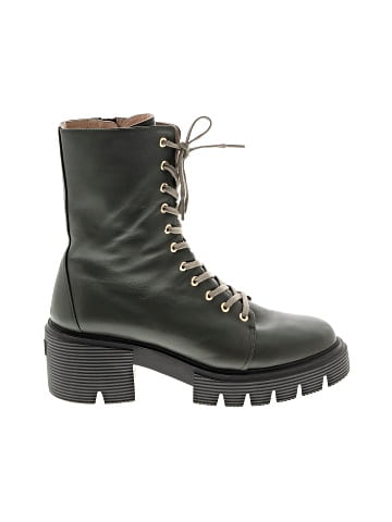 Stuart Weitzman Boots (view 1)