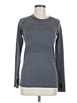 Lululemon Athletica Long Sleeve T-Shirt (view 1)