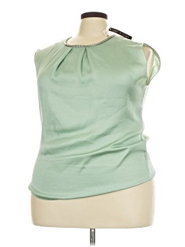 Violet & Claire Sleeveless Blouse