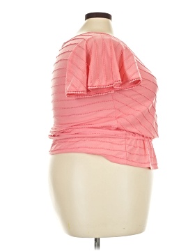 Time And Tru Short Sleeve Top