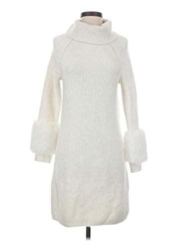 Saks Fifth Avenue Casual Dress (view 1)