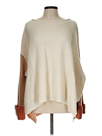 Listicle Poncho (view 1)