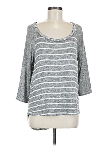Urban Outfitters 3/4 Sleeve T-Shirt (view 1)
