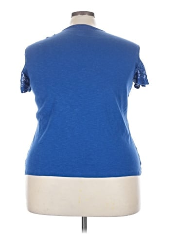 Northcrest Short Sleeve Top (view 2)
