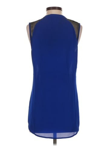 Cache Sleeveless Blouse (view 2)