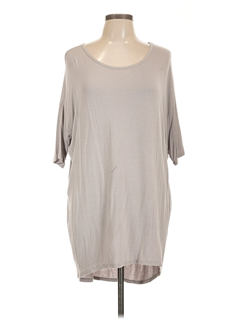 Pre-owned Lularoe 3/4 Sleeve T-shirt In Gray