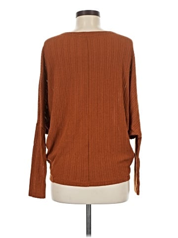 Staccato 3/4 Sleeve Top (view 2)