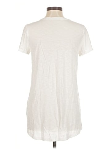 Lilly Pulitzer Short Sleeve T-Shirt (view 2)