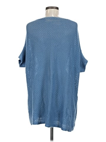 Peruvian Connection Poncho (view 2)