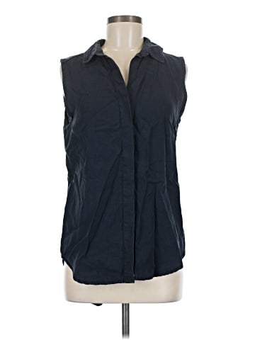 Velvet Heart Sleeveless Button-Down Shirt (view 1)