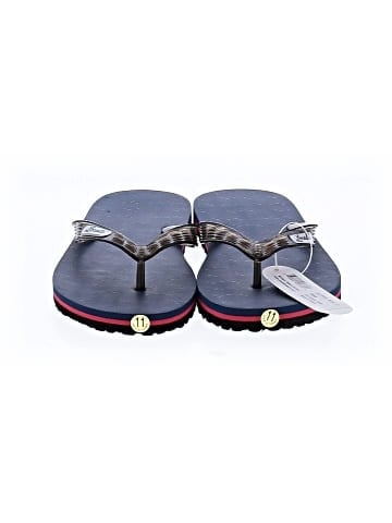 Local Flip Flops (view 2)