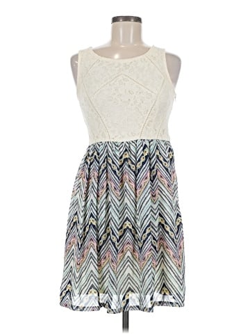 Xhilaration Casual Dress (view 1)