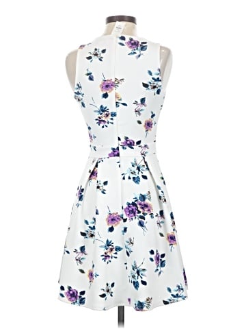 Francesca's Casual Dress (view 2)