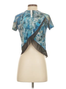 Lululemon Athletica Short Sleeve T-Shirt (view 2)