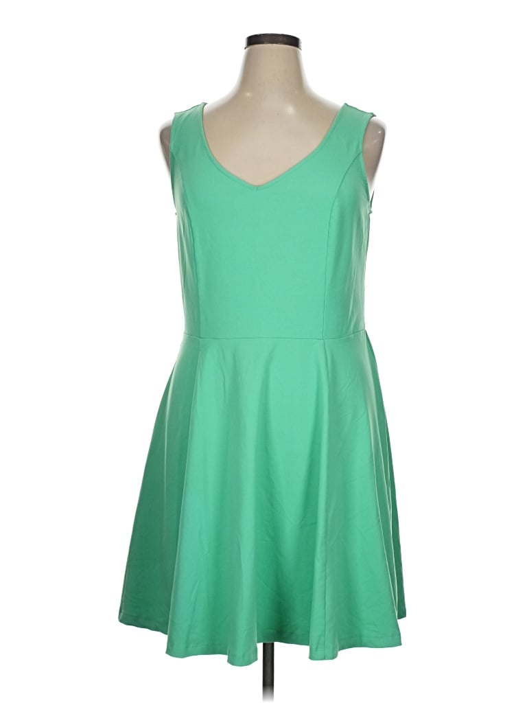 Pre-owned Assorted Brands Casual Dress In Green