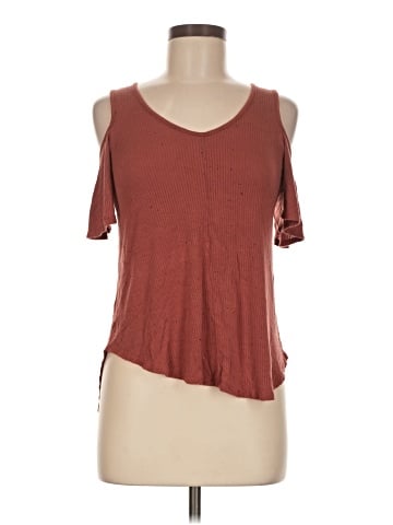 One Clothing Short Sleeve Top (view 1)