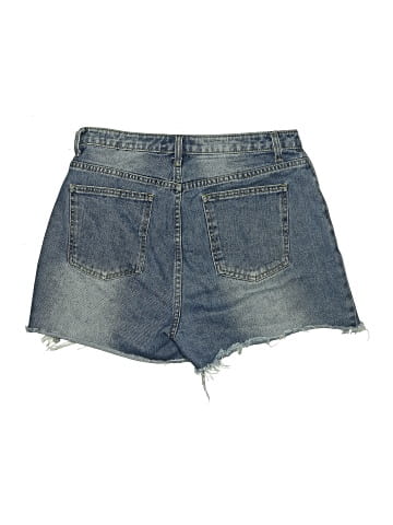 PrettyLittleThing Denim Shorts (view 2)