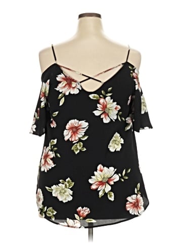 Kaileigh Sleeveless Blouse (view 2)