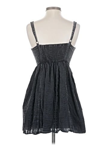 Urban Outfitters Casual Dress (view 2)