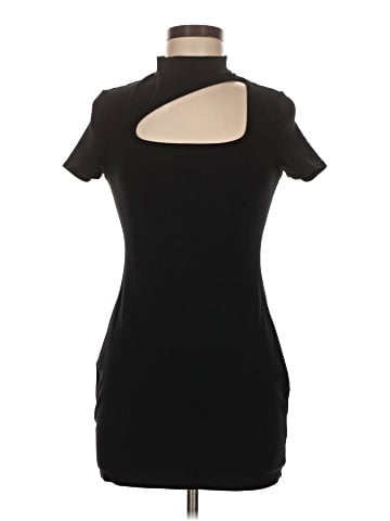 Urban Outfitters Casual Dress (view 1)