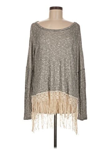 Alya Poncho (view 1)